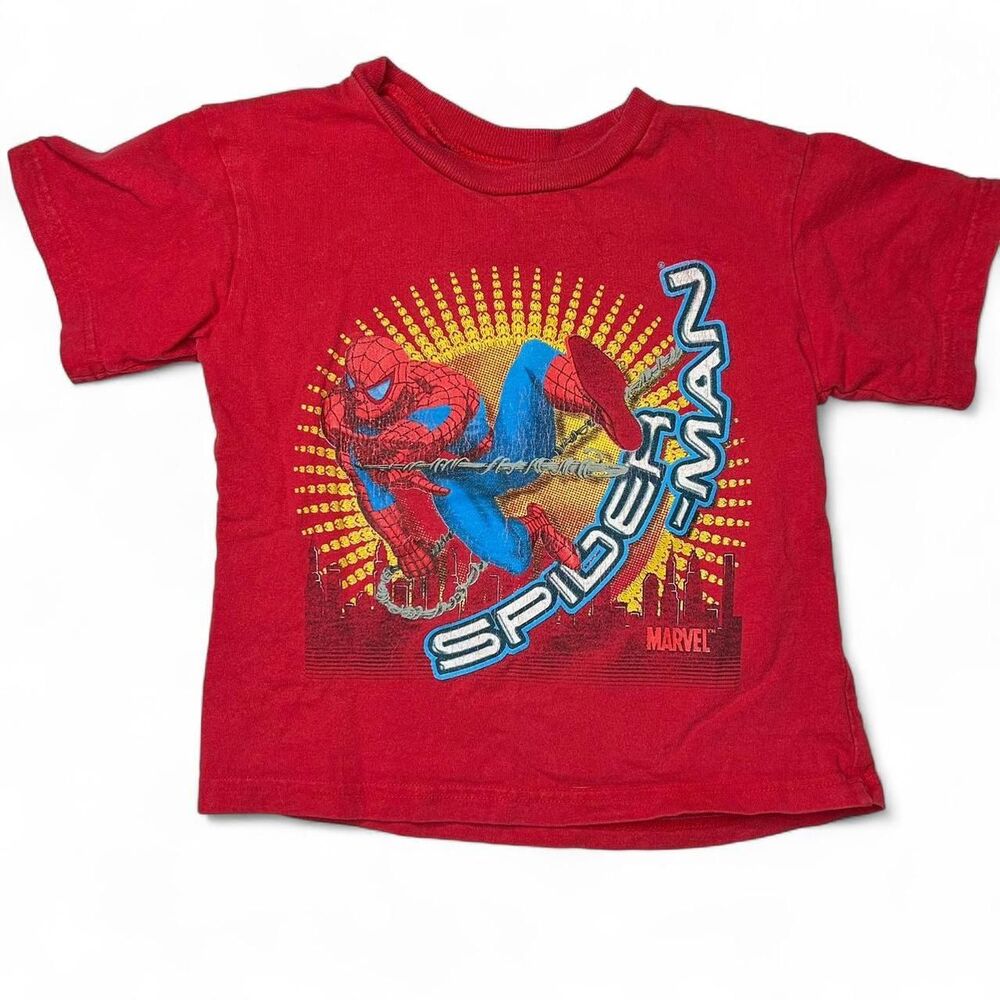vintage Y2K 2000s retro marvel Spider-Man shirt